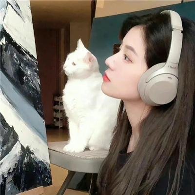 在咖啡冷掉之前